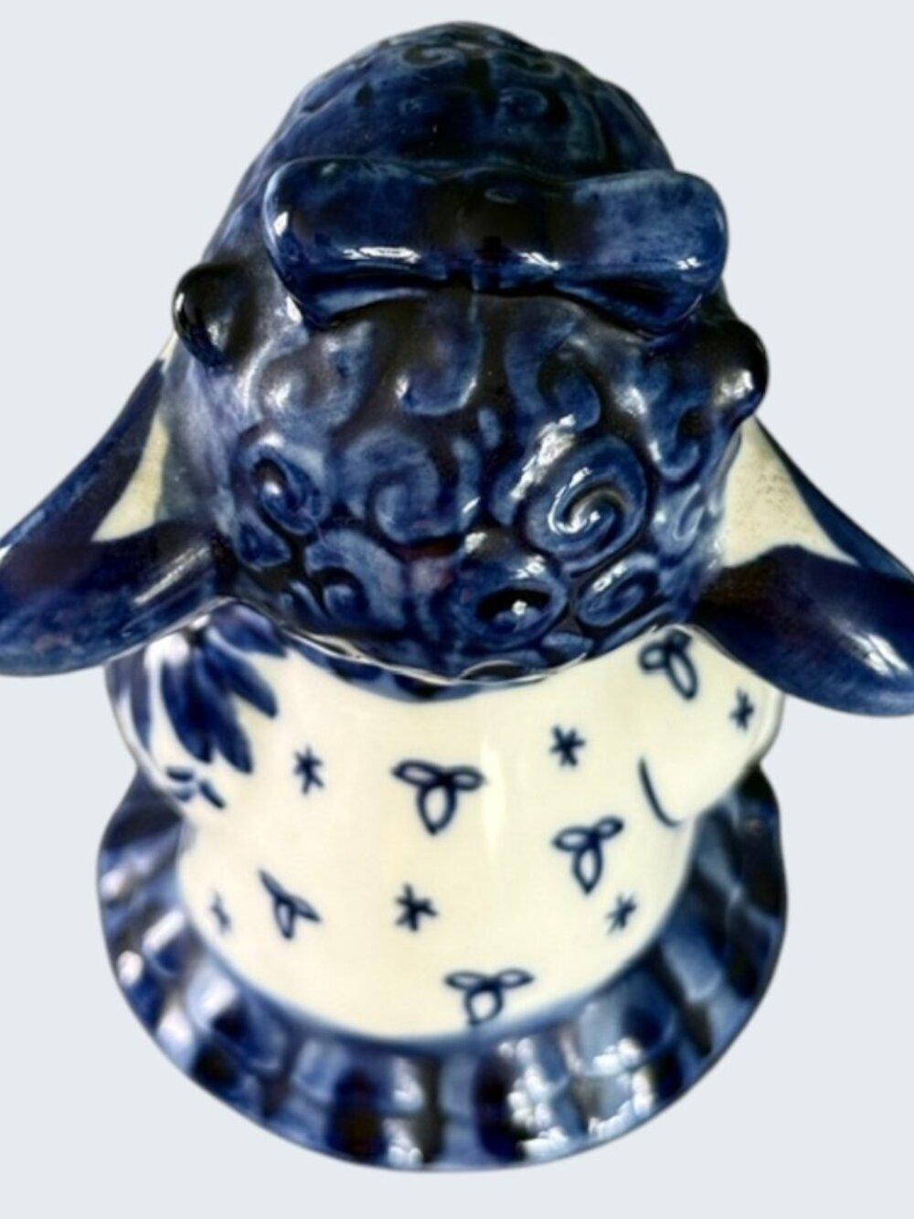 Gzhel Porcelain Lamb Figurine Hand Painted Cobalt Blue White Made in Russia - Picture 7 of 9